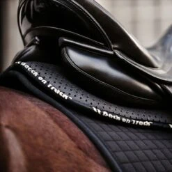 Back On Track Zadelonderlegger Aurora Impact Zwart Full -Lemie Paard Winkel bot 2320 aurora impact half pad 08.322e5f