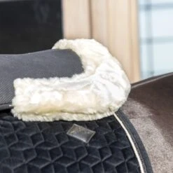 Kentucky Horsewear Kentucky Zadelonderlegger Halfpad Anatomic Absorb Nat/Black -Lemie Paard Winkel kentucky zadelonderlegger halfpad anat absorb black naturel 2.a08189